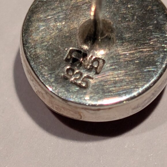 Red and Silver Stud Earrings 925 - Picture 4 of 5